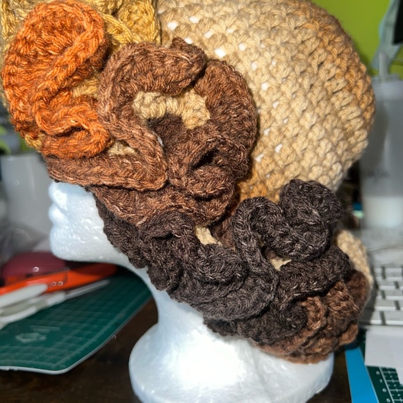 Crochet Ruffle Hat - Picture 4 of 6